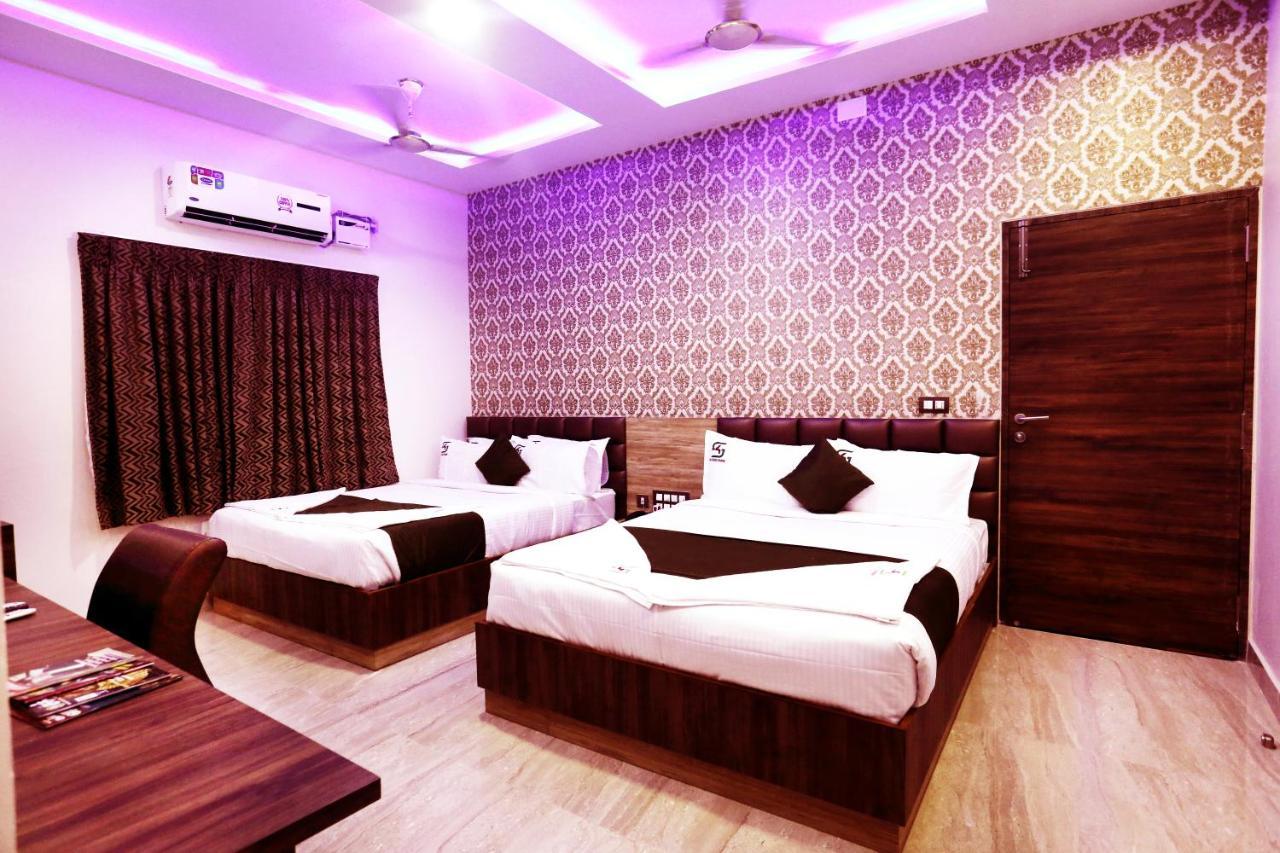 Hotel Sai Krish Grand